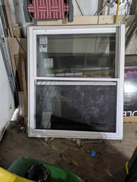 Photo of free Single hung double pane windows (N of sun Prairie) #1