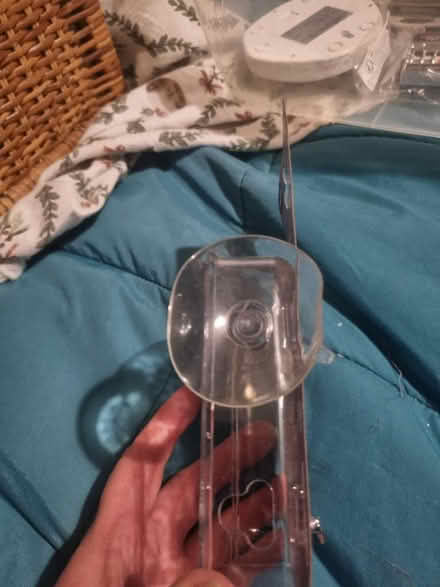 Photo of free Soap dish with only 1 sucker (Alperton HA0) #3