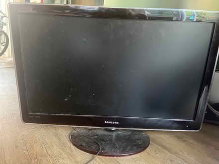 Photo of free Samsung TV 19inch (Donnington) #1
