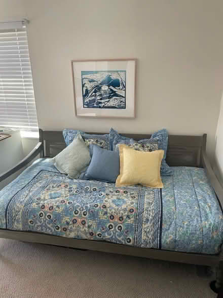 Photo of free Day bed (Inner Parkside SF) #1