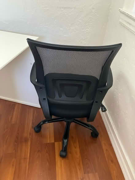 Photo of free desk chair (Santa Fe neighborhood Oakland) #2