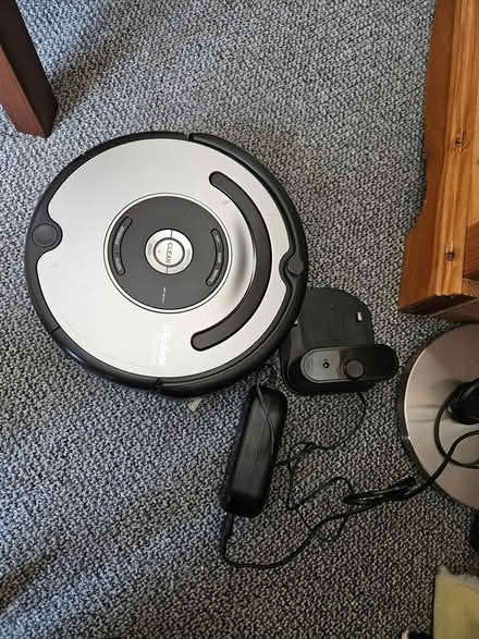 Photo of free iRobot roomba vacuum (Bedford Rd area SG6) #1