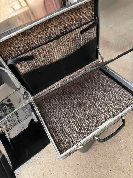 Photo of free Hard shell, lightweight briefcase (Alameda) #3