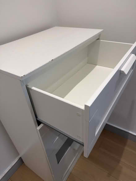 Photo of free White chest of drawer (Brentford TW8) #2