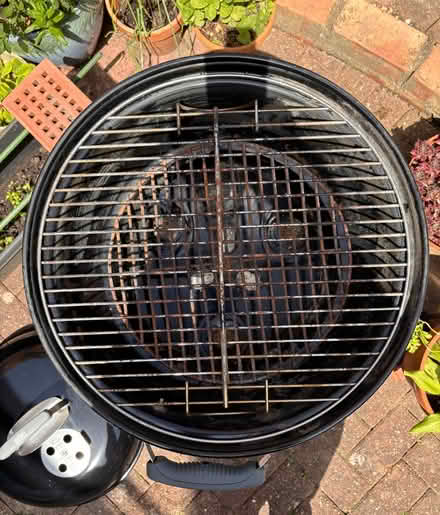 Photo of free BBQ Weber Barbecue (Tooting SW17) #4