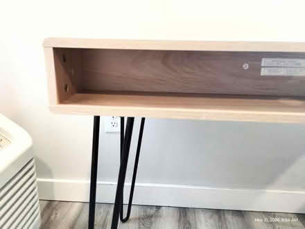 Photo of free Small desk w' metal legs (19124) #3