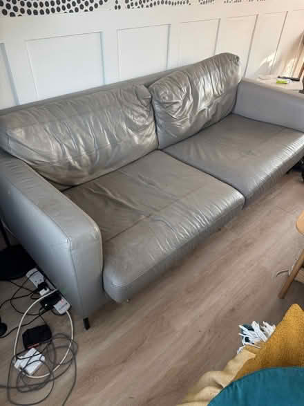 Photo of free 3 + 2 seater leather sofa (Bromsgrove, Hilltops B61) #4