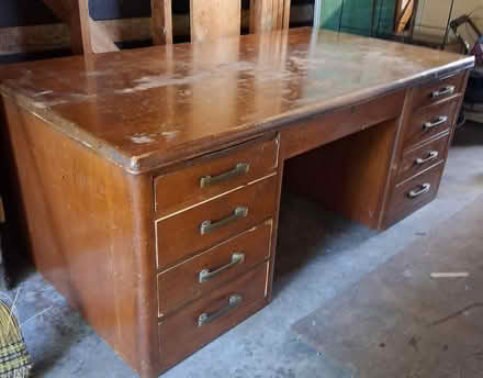 Photo of free Desks (15805 se 12th pl bellevue) #4
