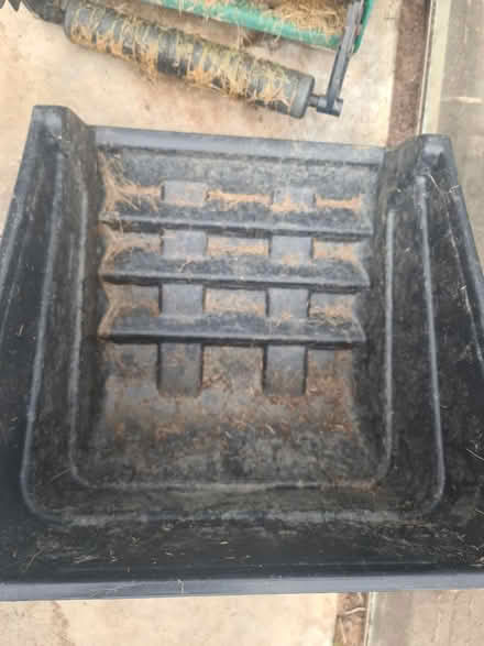 Photo of free Qualcast manual lawn mower (Great Sutton CH66) #3