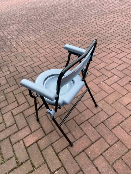 Photo of free Commode (AB12 4tq) #2