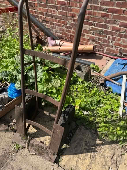 Photo of free Sack barrow (Brimington S43) #1
