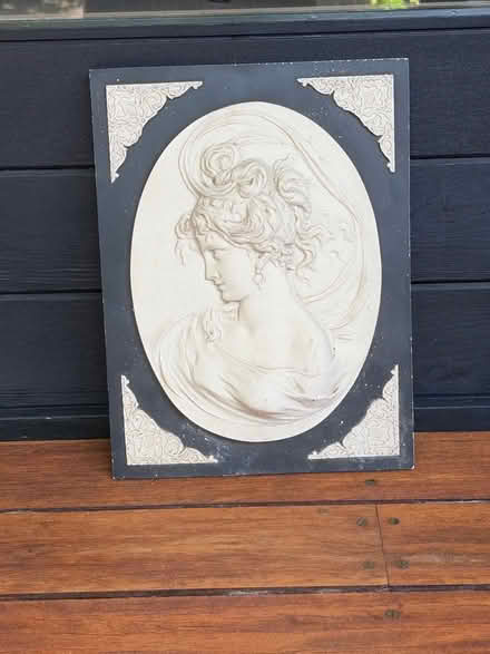 Photo of free Pretty Garden Wall Plaque (Mitcham's Corner CB4) #1