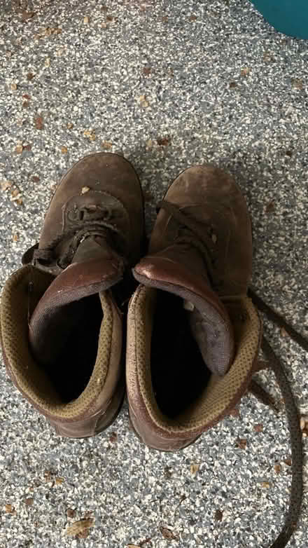 Photo of free hiking boots (Fremont & 85) #3