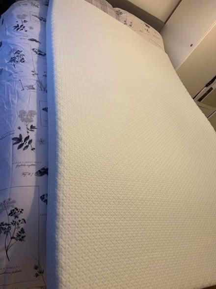 Photo of free Small Double Mattress Topper (BR3 1rq) #2