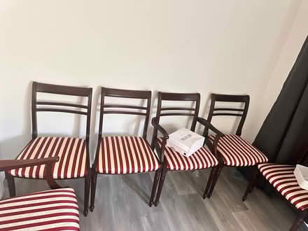 Photo of free chairs (BA2) #3
