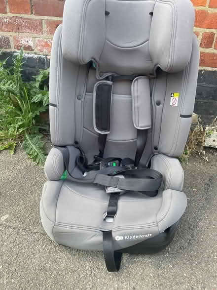 Photo of free Kinderkraft Toddler Car Seat (Brentwood CM14) #1