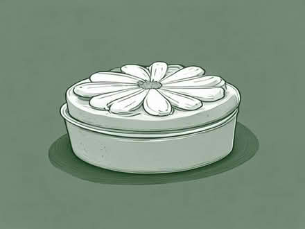 Photo of free Wilton daisy shape cake tin (California IP4) #1