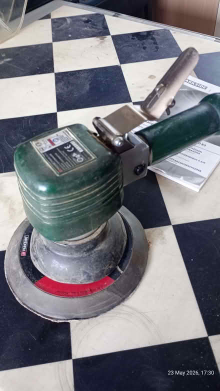 Photo of free Sander (Glyne Gap TN40) #3