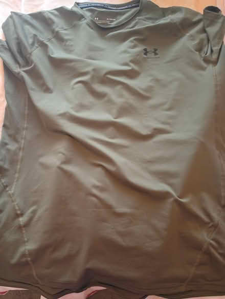 Photo of free Men under armour t shirt (South ockendon RM15) #1