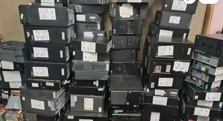 Photo of any old computers or laptops for spares and repairs thank u (Southport PR9) #1