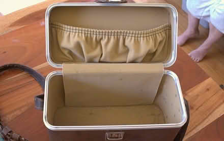 Photo of free "Vintage" Carrying case (Foster & California Ave) #2