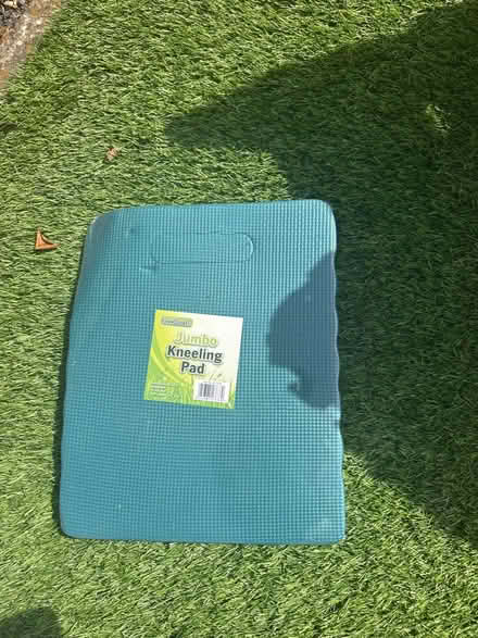 Photo of free Garden kneeling pad (Gordon Hill EN2) #1