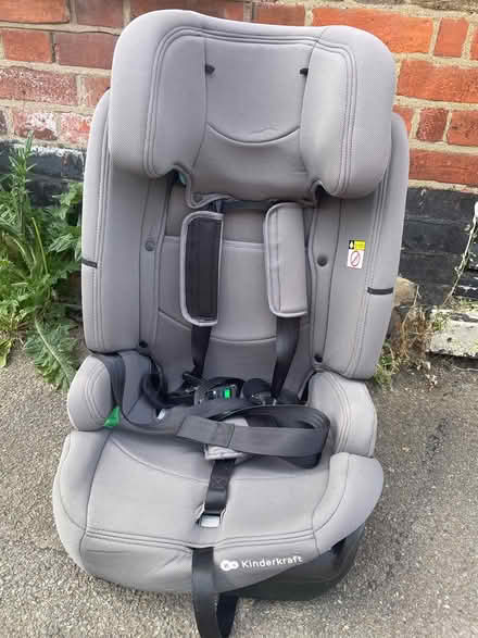 Photo of free Kinderkraft Toddler Car Seat (Brentwood CM14) #2