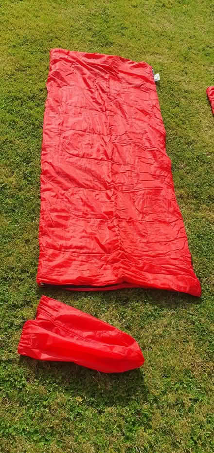 Photo of free Medium size Red Sleeping Bags (Honiton EX14) #3