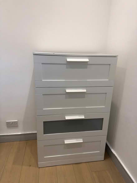 Photo of free White chest of drawer (Brentford TW8) #1