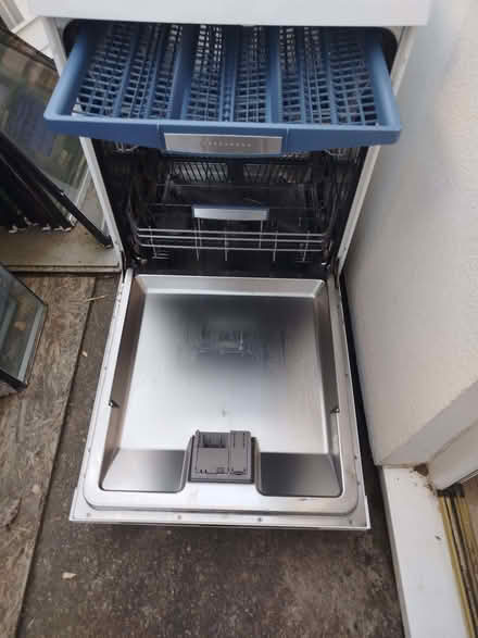 Photo of free Dish washer (Wolverham CH65) #2