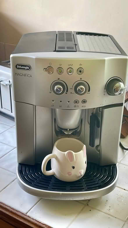 Photo of free DeLonghi Magnifica. Bean-to-cup (Cobham KT11) #1