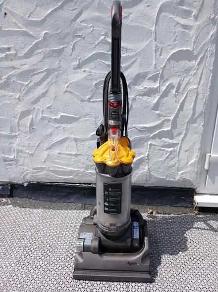 Photo of free Dyson DC33 (Addlestone KT15) #1