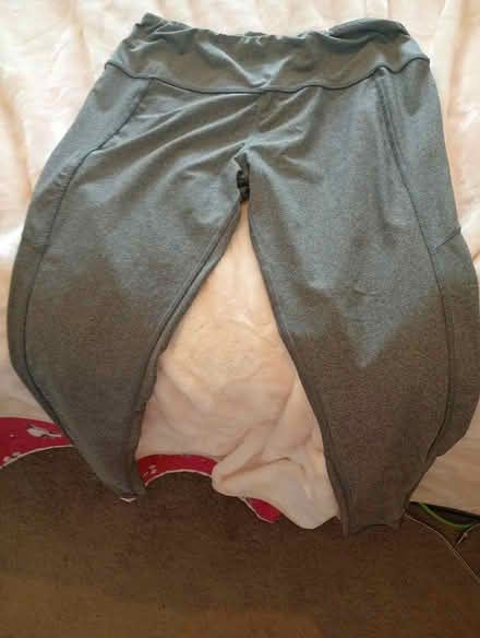 Photo of free Woman gym leggings (South ockendon RM15) #1