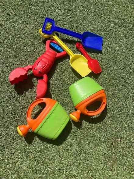 Photo of free Kids spades etc (Trench TF2) #1