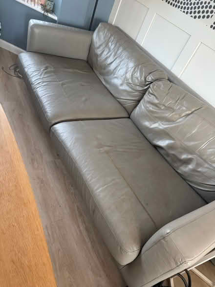 Photo of free 3 + 2 seater leather sofa (Bromsgrove, Hilltops B61) #3