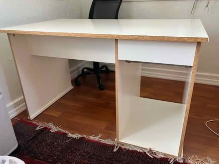 Photo of free desk (Santa Fe neighborhood Oakland) #2