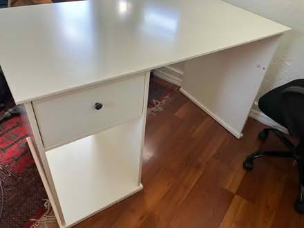 Photo of free desk (Santa Fe neighborhood Oakland) #1
