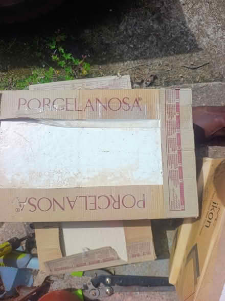 Photo of free 4 packs of tiles (2 styles) (Teignmouth TQ14) #1