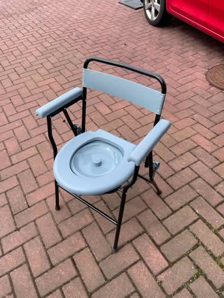 Photo of free Commode (AB12 4tq) #1