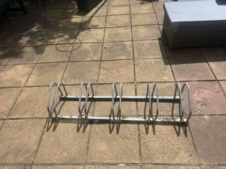 Photo of free Be rack (Lion Gate TW9) #1