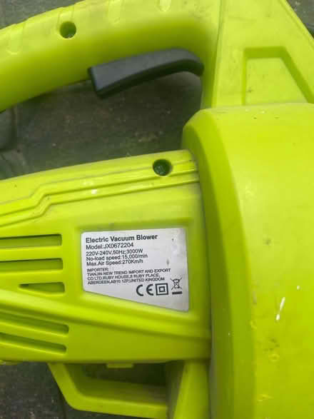 Photo of free Leaf blower (Dore, S17) #2