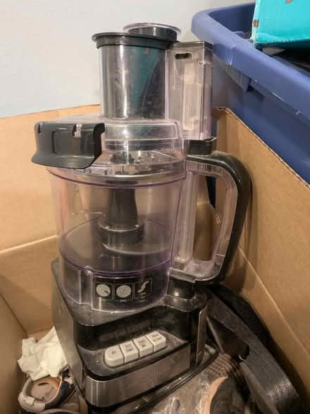Photo of free Kitchen Tool Auto Chopper (Carlstadt, NJ) #1