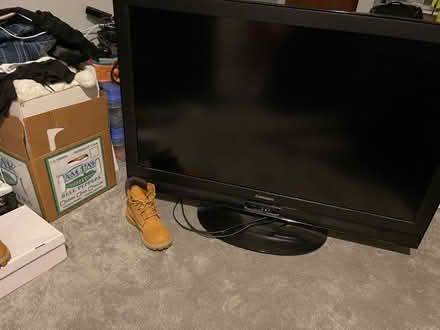Photo of free Flat Screen TV (Englewood) #1
