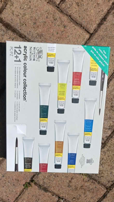 Photo of free Acrylic colour collection (Woodley RG6) #1