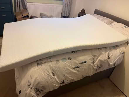 Photo of free Small Double Mattress Topper (BR3 1rq) #1