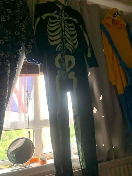 Photo of free Glow in the dark onesie (HP2) #1