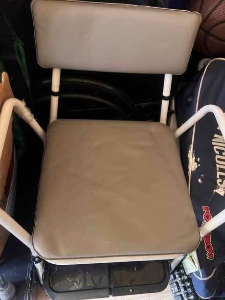 Photo of free toilet seat chair for disabled (Harrow) #1