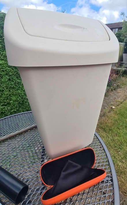 Photo of free Pedal bin (Great Sutton CH66) #1