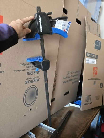 Photo of free Four 24" clamp/spreaders (Vanier north) #1