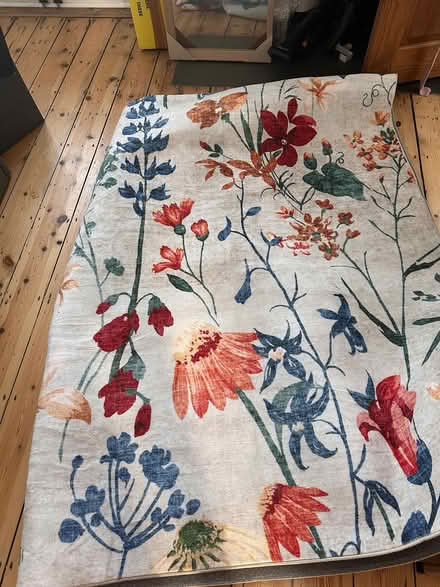 Photo of free 240cm x300cm BRAND NEW Floral RUG (Muswell Hill N10) #1